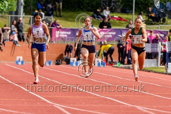 Lbro25-920621 - Set One