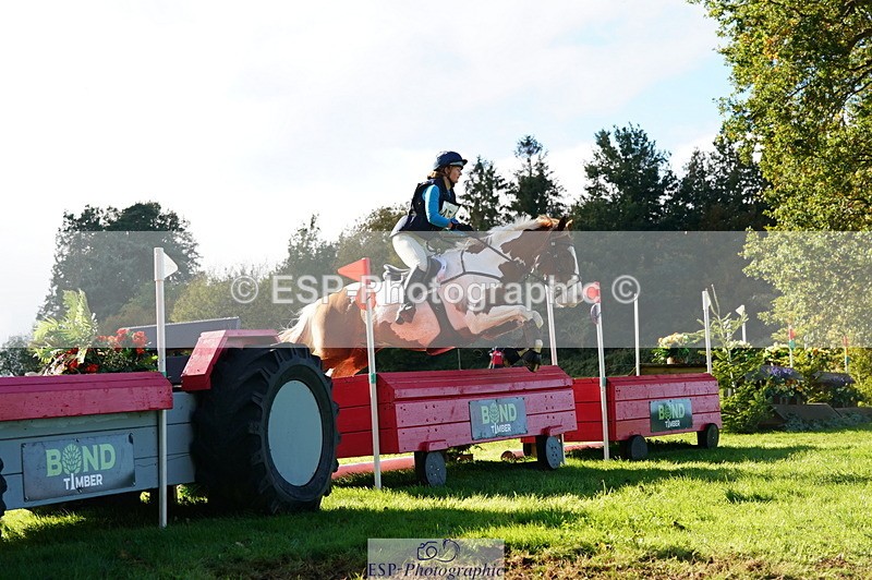 251025A-125550-19527 - F-454-Natalie.Stephens