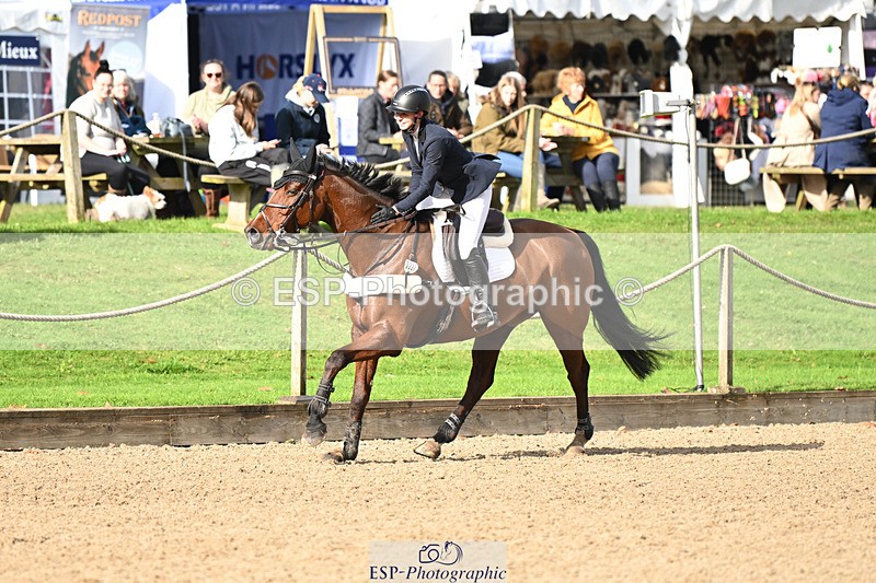 241025-124948-07765 - 227-Clementine.Crosthwaite.Eyre-LYJADOR