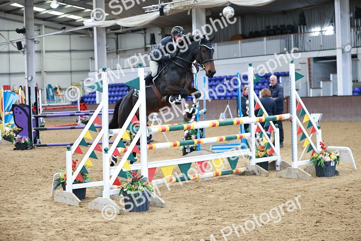 SBM_004164 - Class 11 - Senior Newcomers - 1.10m