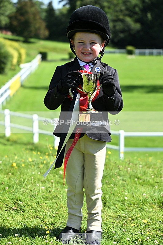 240729B-102600-02140 - Hamlin Cup and Group Photos