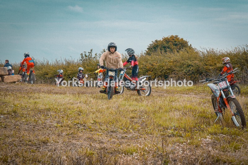DSCF0120 - Ripon MC Trial 27/09- kids