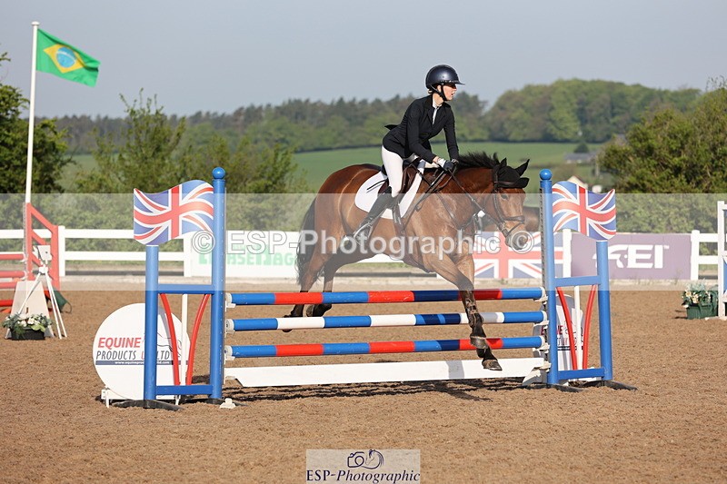 240510A-081923-04177 - Cls 13 British Novice and 90cm Open
