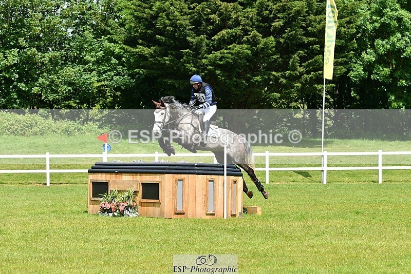 230528-134049-17261 - 461-SAUNDERSCOURT_AMBASSADOR-Adam_Trew-XC