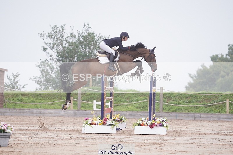 240720A-100622-14022 - Cls 3, 3 Star Small Tour 1.40m