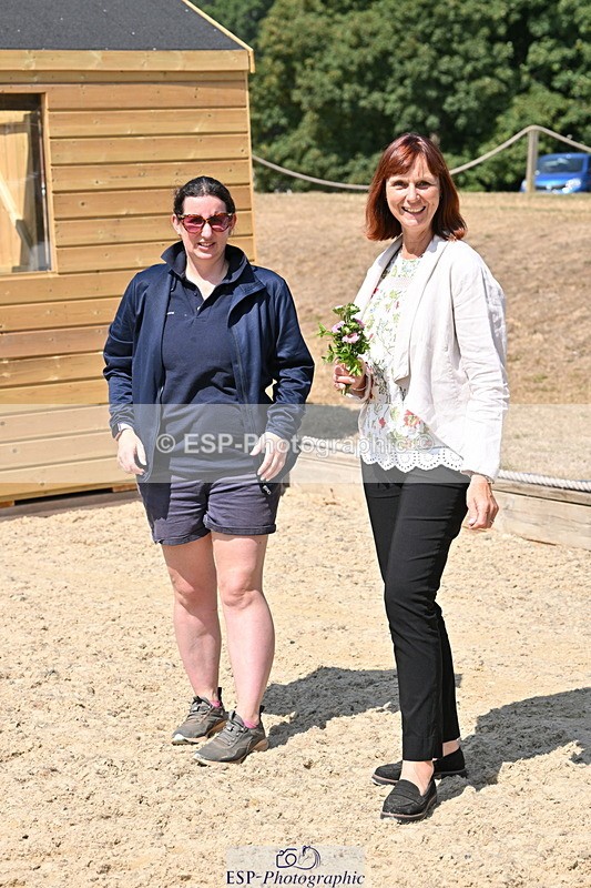 250810A-123512-06449 - Intermediate I SILVER Presentations