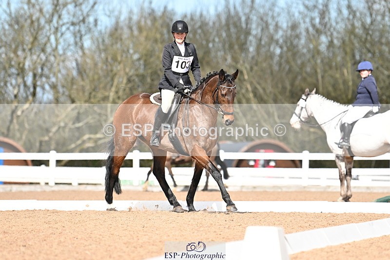 240324A-123732-02315 - Novice 28, 12.15 to 13.00