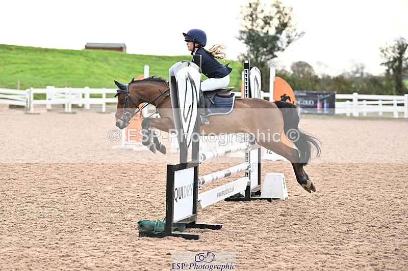 241117X-090658-03134 - Cls 05s A&B Pony Brit Nov & 80 Open