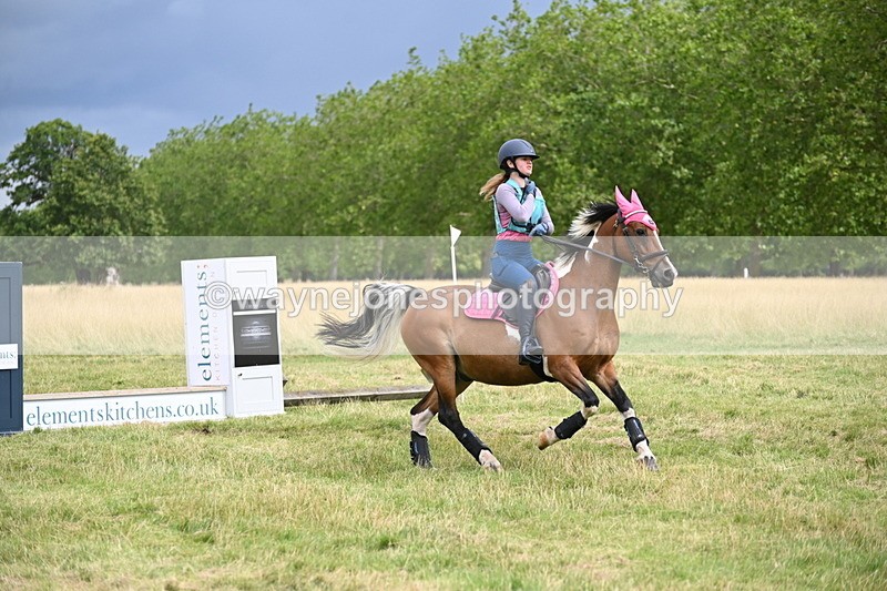 WJ6_2803 - Time at Jump 11:06 to 11:40