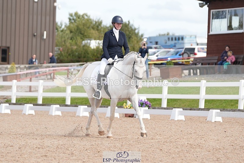 250906-130817-03528 - 065-Jessica.PerrySilver.Secret