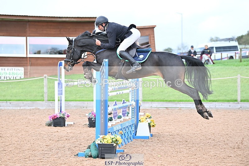 231013A-140506-02575 - Cls 9 Foxhunter & 1.20m Open
