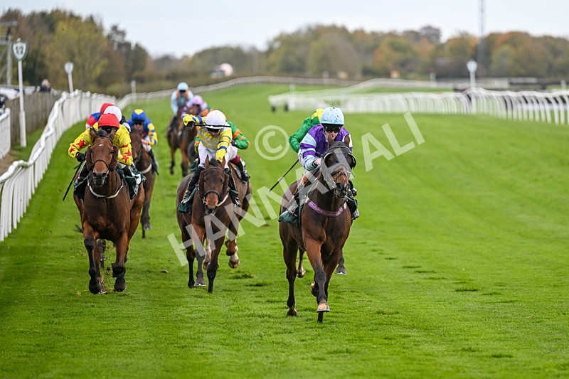 281025-Race 4-Evocative Spark-1509 - Race 4