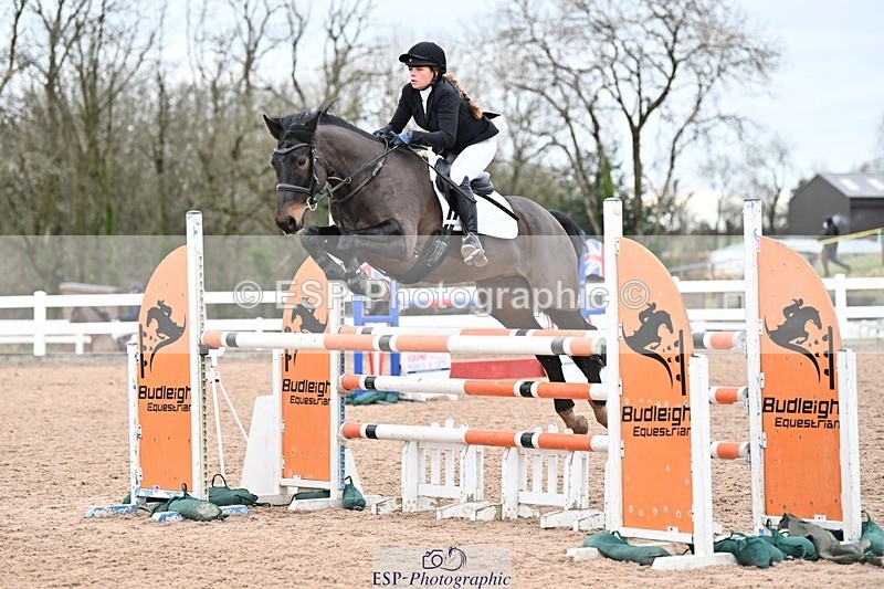250112-142841-01641 - Cls 21 Foxhunter and 1.20m Open