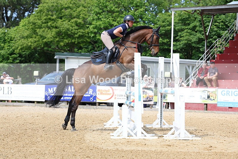 3E7A6992 - Class 7: Senior Newcomers/1.10m open