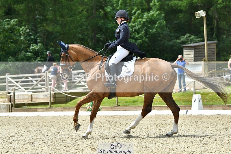 230525-115439-04124 - 204-INDIAN_GIRL_G-Jasmine_Underwood-WEDTrotUp+DR