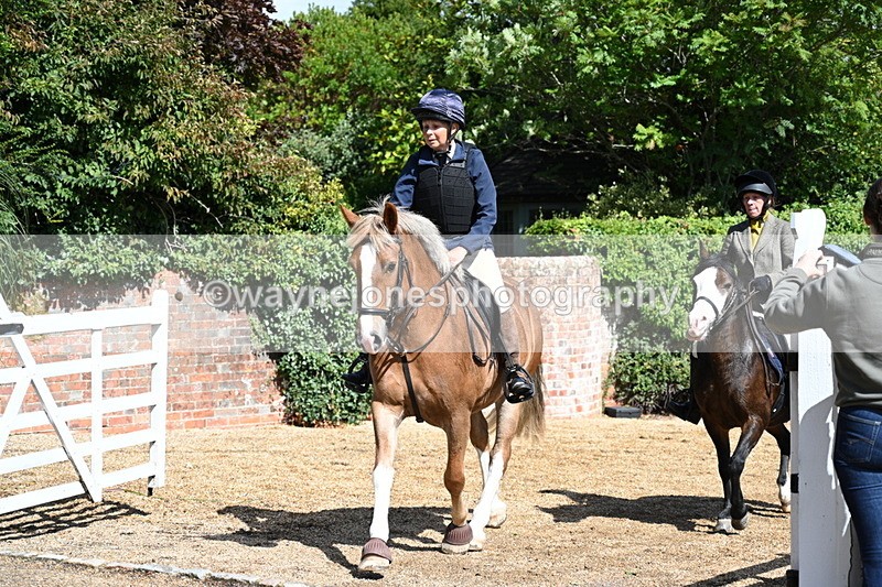 WJ7_7250 - Berks & Bucks at Blandy’s Farm 31-08-25