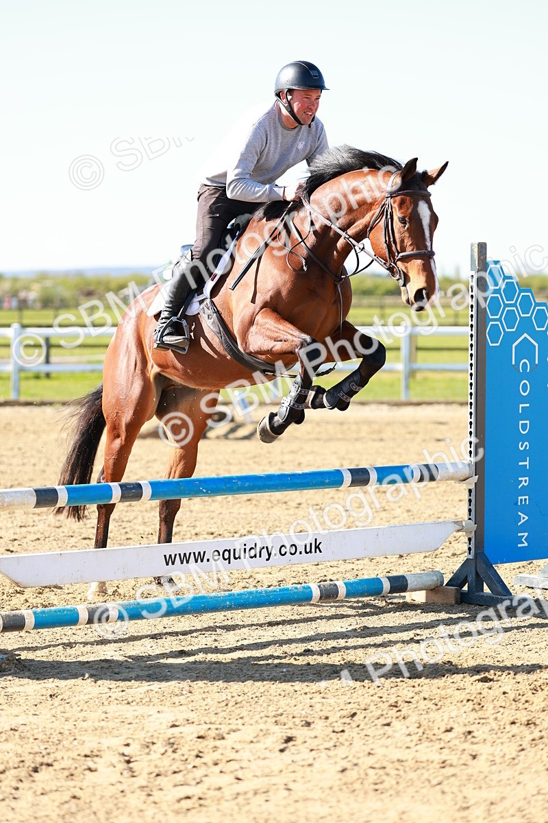 SBM_000476 - Class 1 - Clear Round