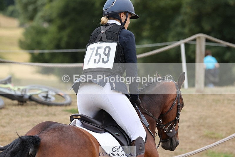 250803A-153954-15864 - Q-759-Purdey.Browning-SKYFALL