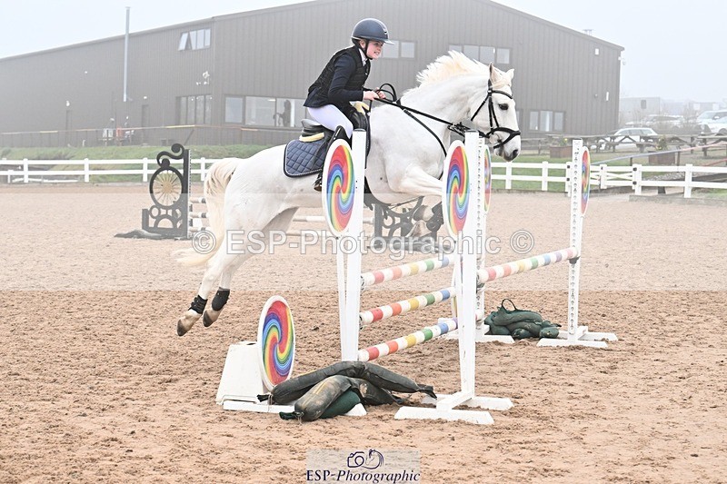 260308-142103-03192 - Cls 15 British Novice and 80cm