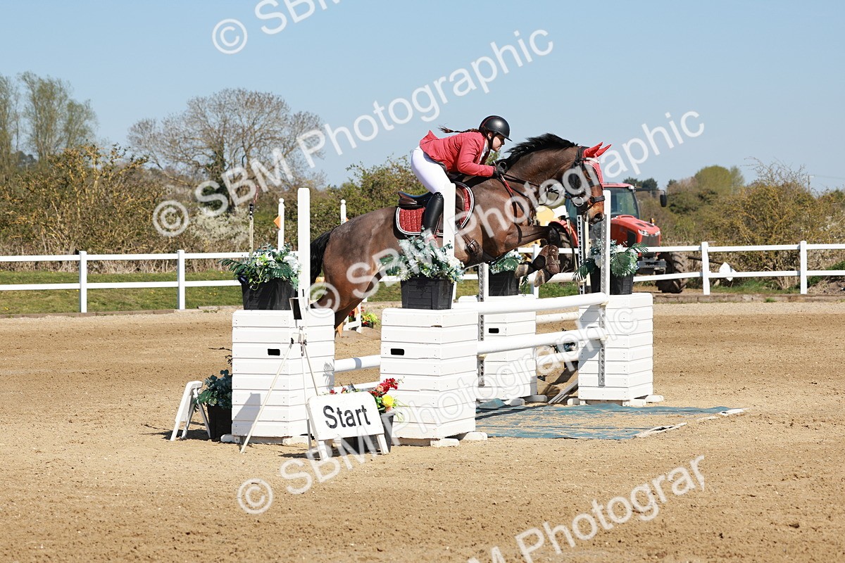 SBM_004454 - Class 17 - Senior Newcomers - 1.10m