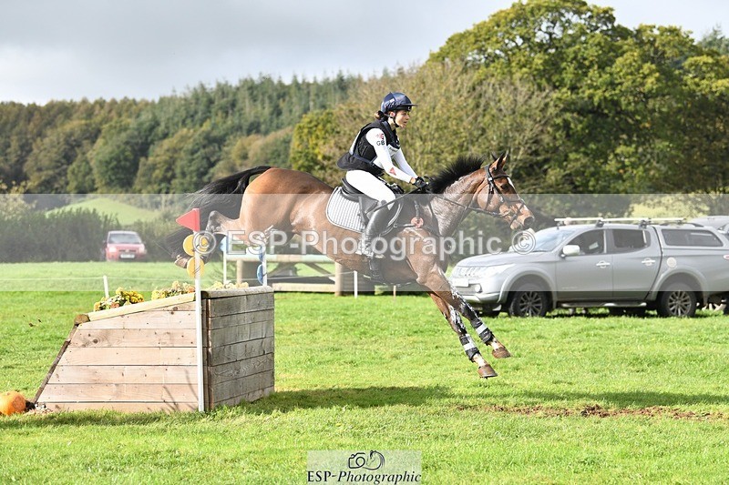 231020-121221-08515 - 044-COOLEY.ON.THE.CARDS-Charlotte.Cooke-XC