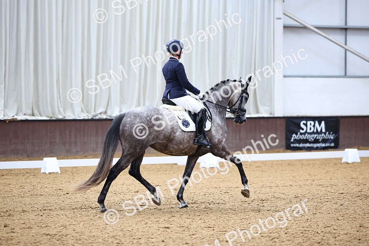 SBM_005666 - Class 5 - Novice 6 - 9.30-10.33