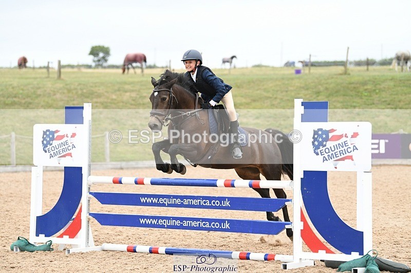 250807-135900-01466 - 90cm Round 2