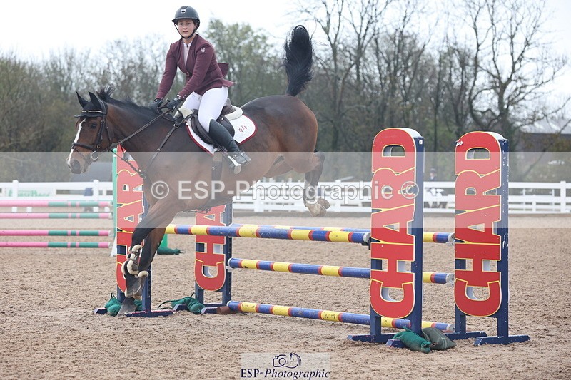 231112A-100840-03220 - Cls 17 Blue Chip Novice Winter Qualifier