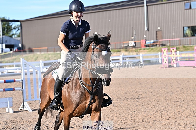 250708A-190925-00756 - 100cm Classes