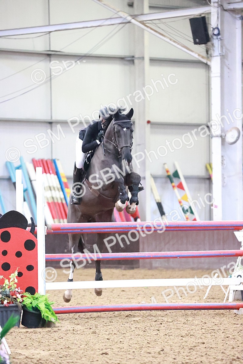 SBM_002927 - Class 11 - Senior Foxhunter 1.20m