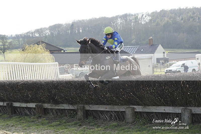 PtP 080423 845 - Dingley Races The Woodland Pytchley Hunt PtP 08/04/23