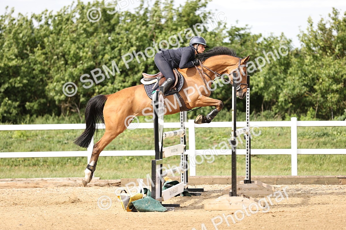 SBM_003554 - Class 13 - Senior Foxhunter - 1.20m