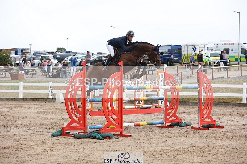 250717-134452-05552 - Cls 1, 3 Star Small Tour Start to Break