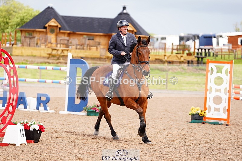 240526A-121908-08027 - Cls 26 Chard Equ 1.05m and 1.10m Grand Prix