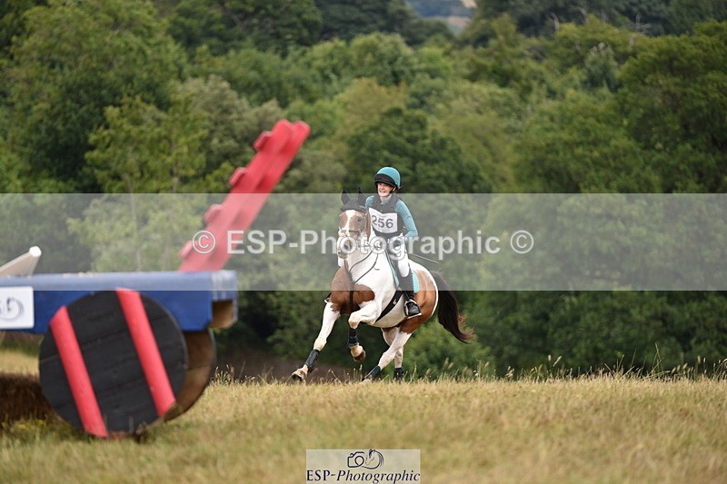 250802A-144056-05279 - F-256-Ella.Fletcher-CHICCO