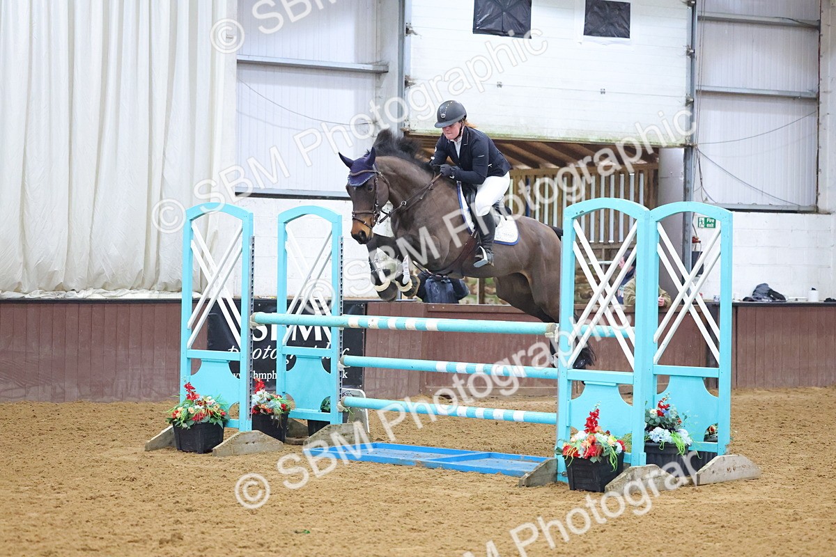 SBM_001990 - Class 15 - Senior Newcomers - First Round (1.10m)