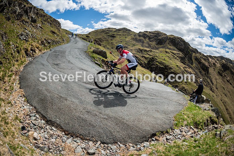 114805 - Hardknott Hairpin 11.00 - 12.00