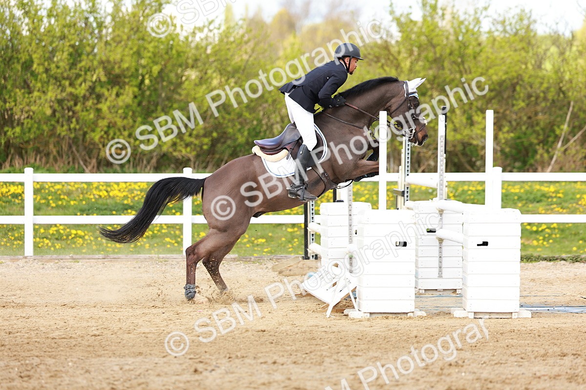 SBM_002587 - Class 5 - Senior Foxhunter - 1.20m
