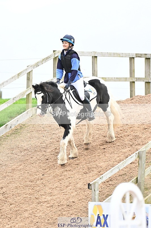 241110A-115233-00705 - 80cm 11.30 to End