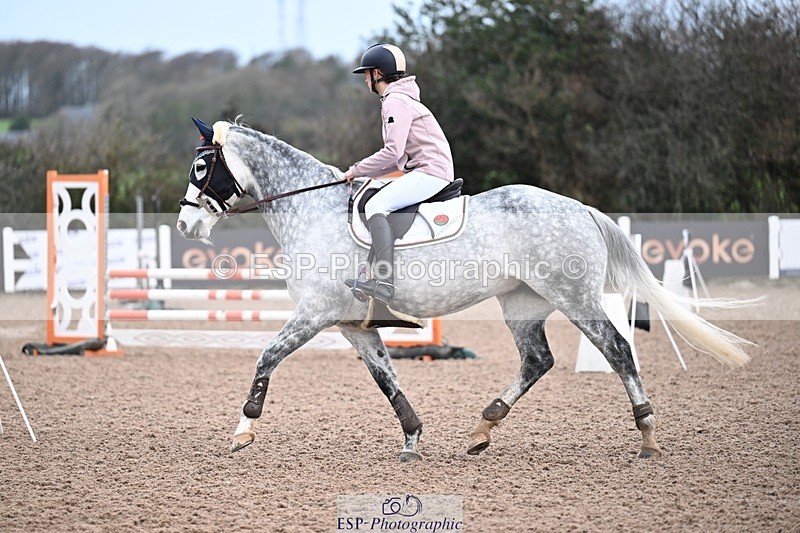 251205-100158-00107 - Cls 2 Snr British Novice and 90cm