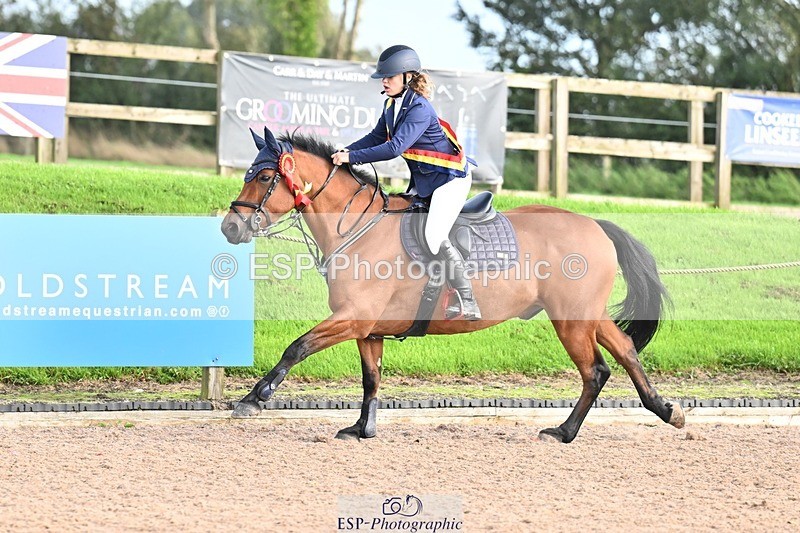 250920-163018-01894 - Cls 22 Pony Intro 90cm Derby