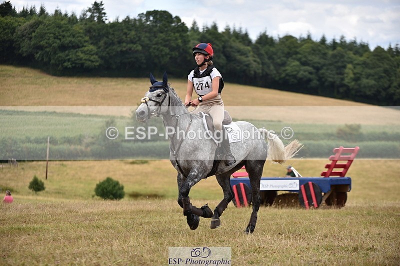 250802A-153454-07049 - F-274-Eliza.Miller-Edge-BALLYLEE.CASTLE.STORM