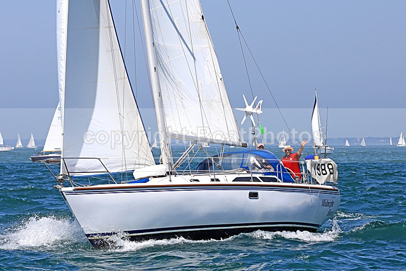 190629 MIDNIGHT ROVER GBR1588 1Y3A0381 - ROUND THE ISLAND RACE 2019