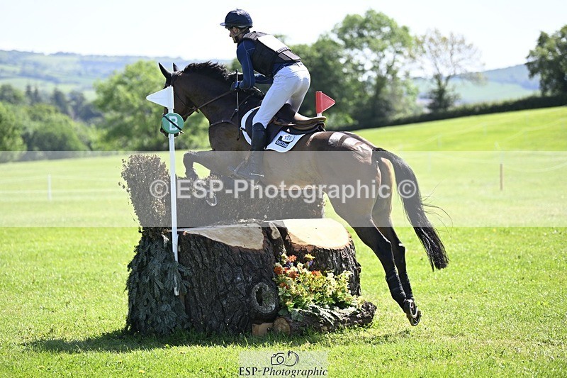 240525-105256-12369 - 320-CARPO_VIVENDI-Jack_Pinkney