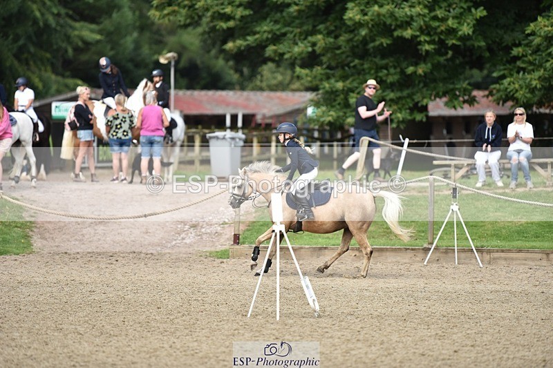 240802-094646-00669 - 60cm Round 1