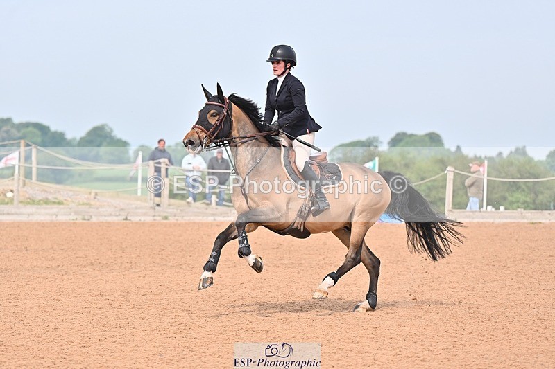 260509-110505-01810 - Cls 26a Snr Foxhunter