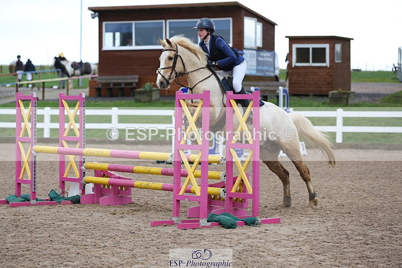 240211A-104533-02208 - Cls 4 Pony Discovery & 90cm Open