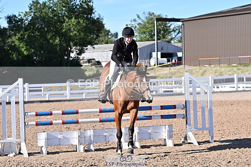 250708A-183848-00613 - 90cm Classes