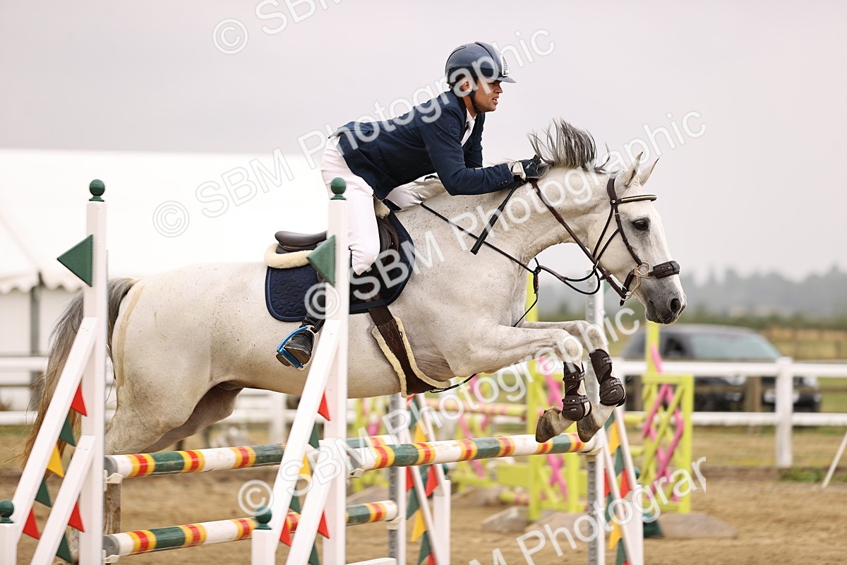 SBM_026528 - Class 12 - Amateur Championship Qualifier 1.05m