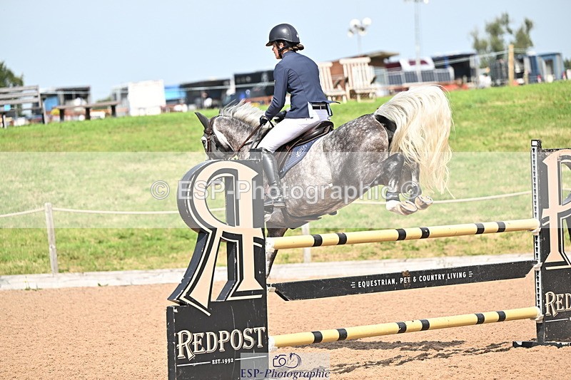 240828A-135548-00744 - Cls 4 Snr Newcomers and 1.10m Open